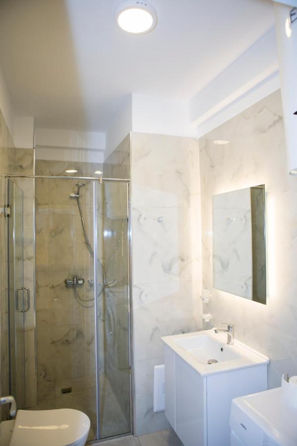 Soluna Apartments Shëngjin Eksteriør billede