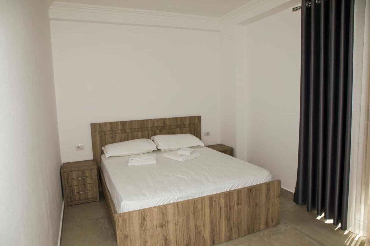 Soluna Apartments Shëngjin Eksteriør billede