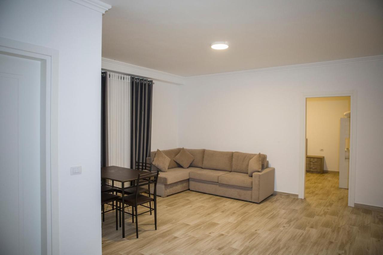 Soluna Apartments Shëngjin Eksteriør billede