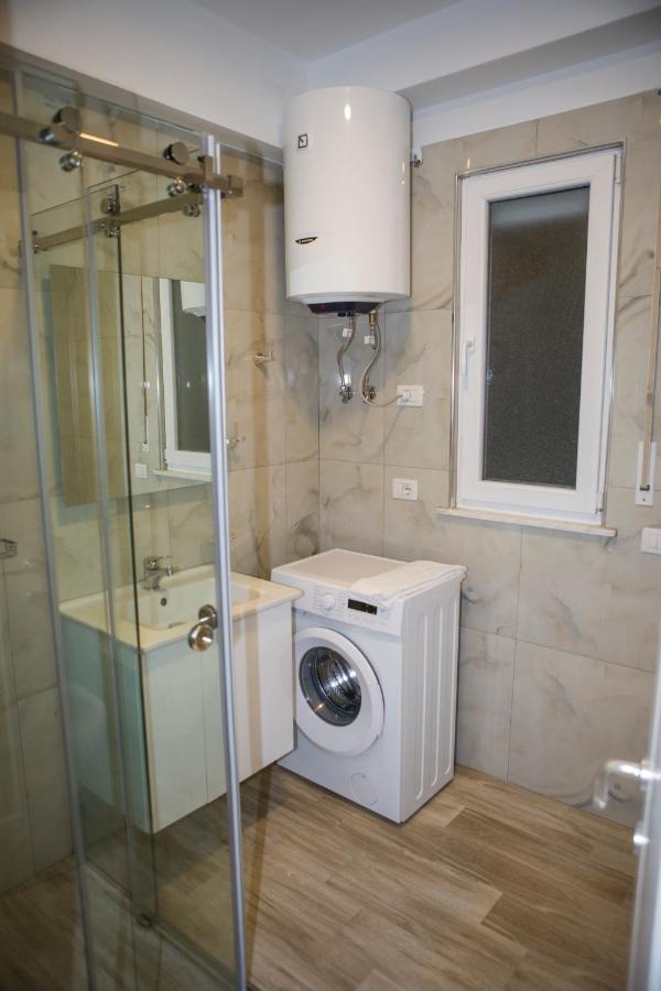 Soluna Apartments Shëngjin Eksteriør billede