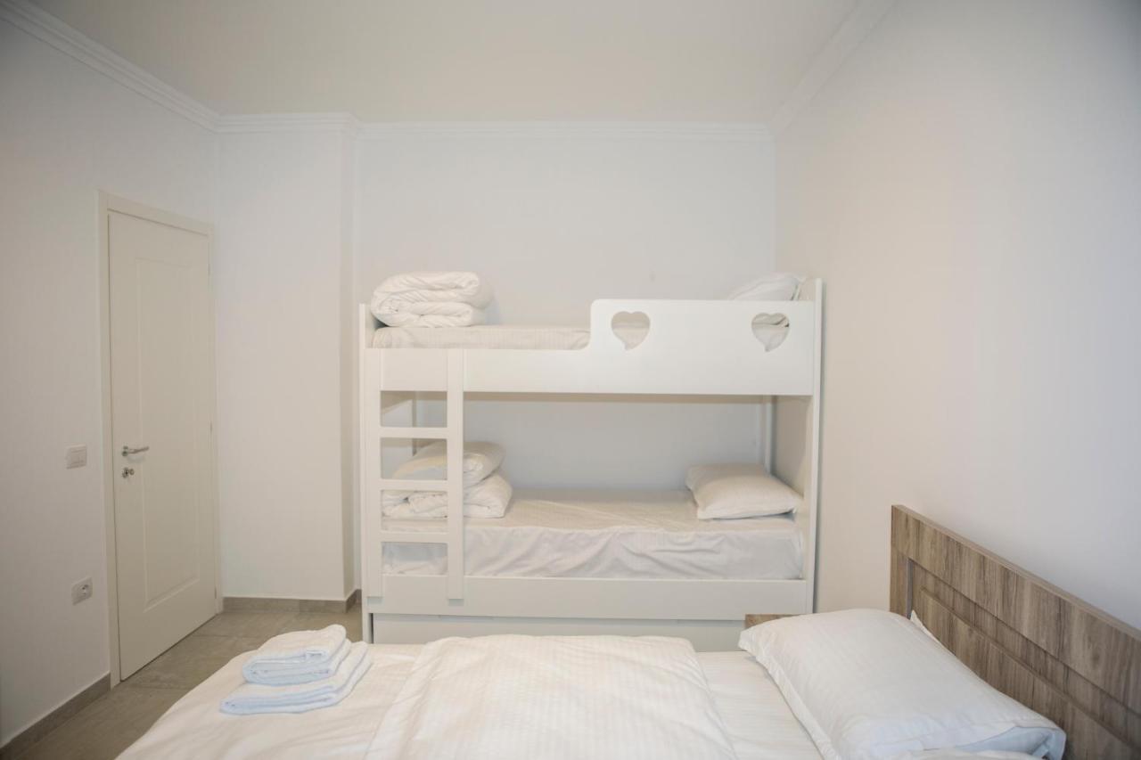 Soluna Apartments Shëngjin Eksteriør billede